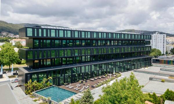 Axis Viana Business & Spa Hotel