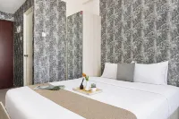 Classic And Serene Studio Room At Apartment Sayana Bekasi - 3-Star