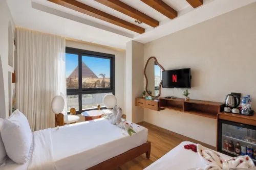 Panorama View Pyramids - 3-Star