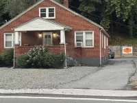 Black Diamond ATV Lodge - Welch WV. - 2-Star