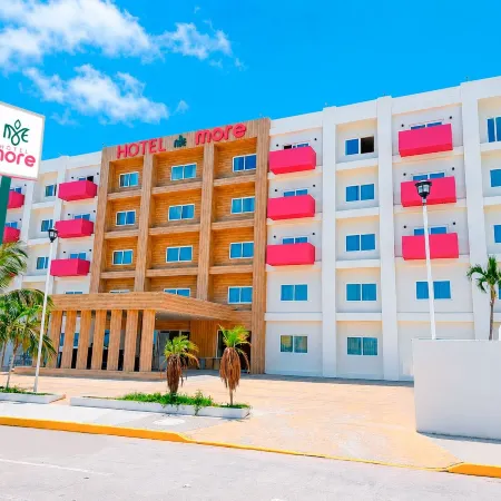 Hotel More