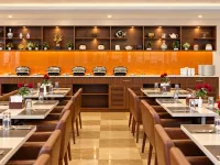 The Altruist Navi Mumbai Hotel - petit déjeuner