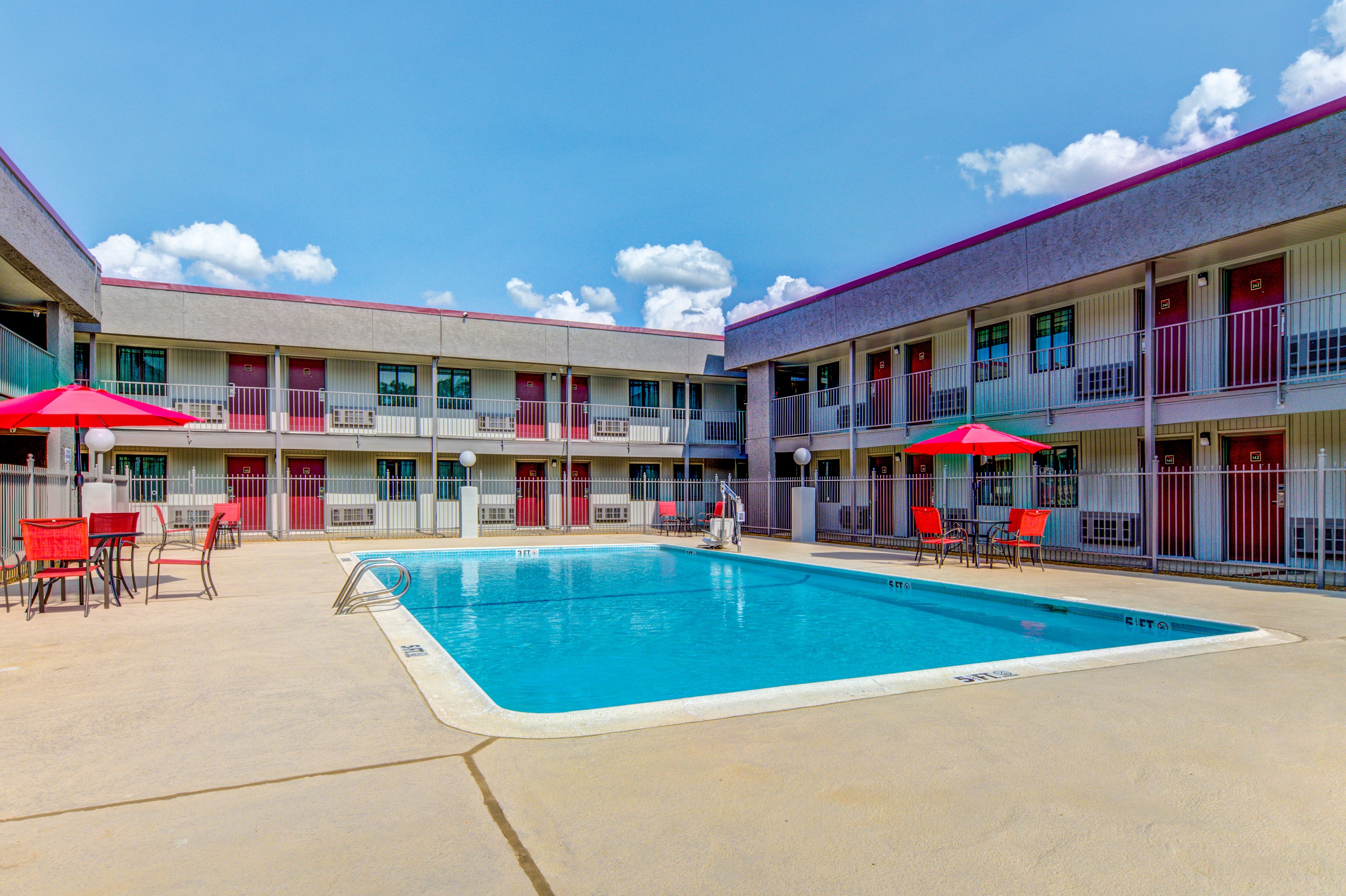 Red Roof Inn Lewisville