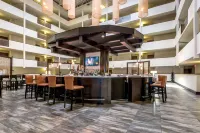 DoubleTree by Hilton Montgomery Downtown - parking