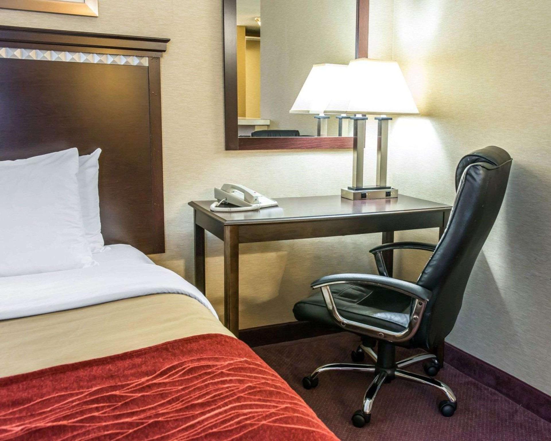 Comfort Inn Grove City