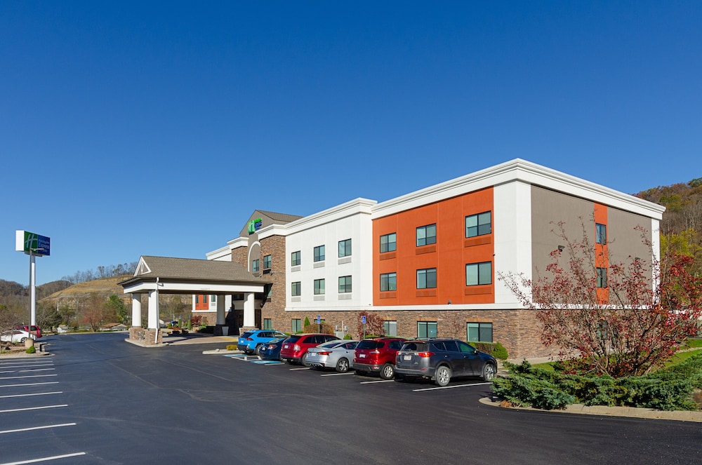 Holiday Inn Express Hotel & Suites Weston, an Ihg Hotel