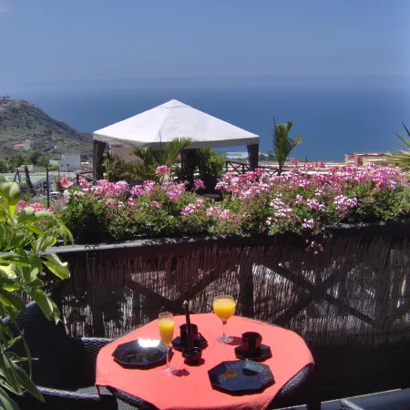 Modern Holiday Home with Balcony with Sea and Mountain Views (No Teide-View)