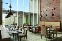 Fiesta Inn Suites Aeropuerto del Bajío