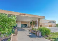 Super 8 by Wyndham Kansas City at Barry Road/Airport