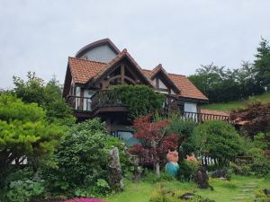 Namhae Seokbujak Jeongwon Pension