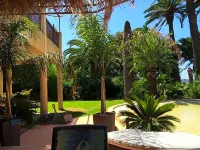 La Mandarinette Hotels near Plage du Boeuf