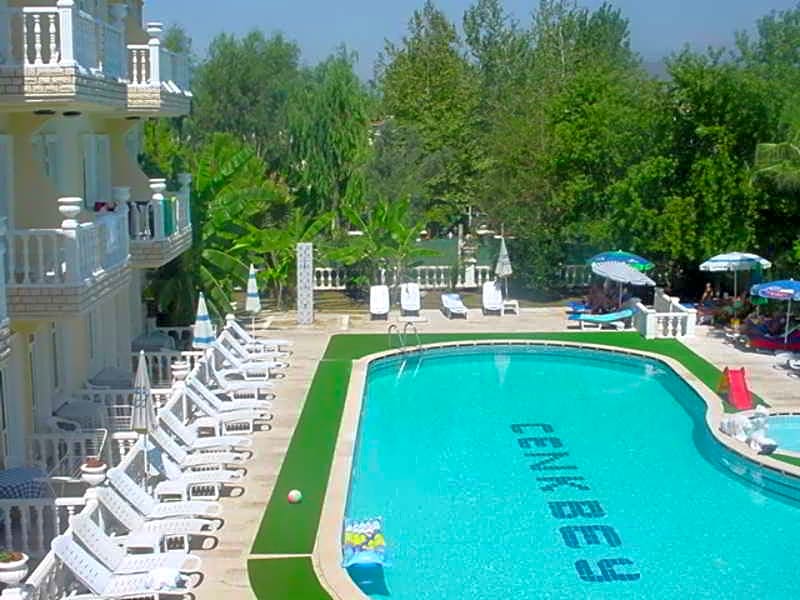 Cenk Bey (Cenk BEY Hotel)