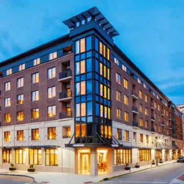 Andaz Savannah, by Hyatt Hotels near Savannah River