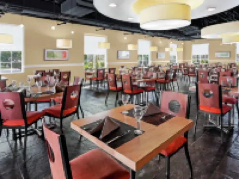 DoubleTree by Hilton Sunrise - Sawgrass Mills Hotels in Sunrise