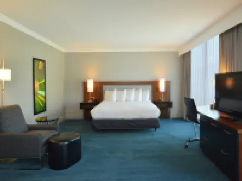 DoubleTree by Hilton Newark-Fremont Hotels in Newark