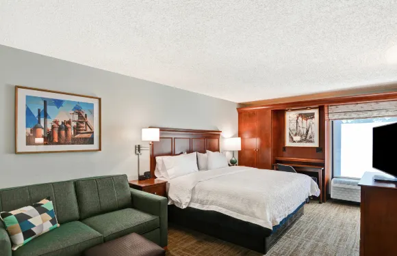 伯明翰/布魯克山歡朋酒店