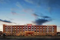 Hampton Inn & Suites Chicago Waukegan