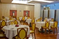 VIP Executive Entrecampos - Hotel & Conference - فطور