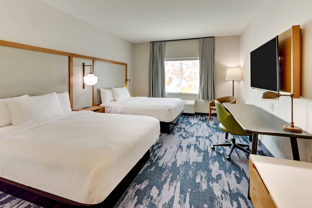 Fairfield Inn & Suites by Marriott Dallas Love Field