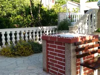 Romantic Apartment with Sea View Vinišće, Dalmatia Hotels near Vrh Lisicina