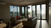 Villa Bluu at the Beach 住宿飯店