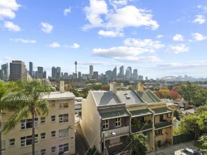 Modern Potts Point Studio