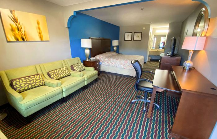 Magnuson Hotel Marietta
