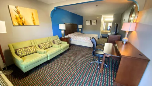 Magnuson Hotel Marietta - Motels