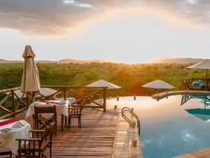 Escarpment Luxury Lodge Manyara