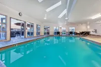Holiday Inn Express & Suites San Jose-Morgan Hill Hotels in San Martin