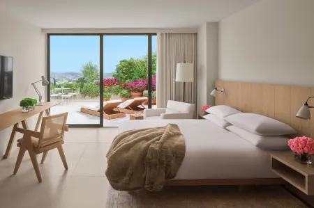 The West Hollywood Edition Отели рядом с достопримечательностью «West Hollywood Chamber of Commerce»