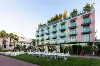 The Ray Hotel Delray Beach, Curio Collection by Hilton Hôtels à : Delray Beach