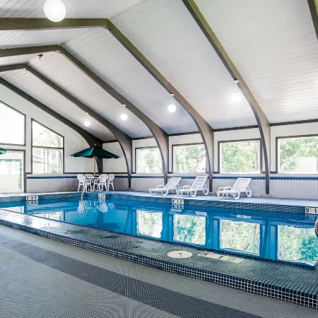 Quality Inn & Suites des Moines - Merle Hay Road