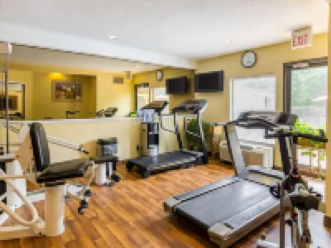 Quality Suites Altavista – Lynchburg South Hotels in Campbell County