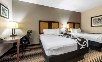 La Quinta Inn & Suites by Wyndham Orange