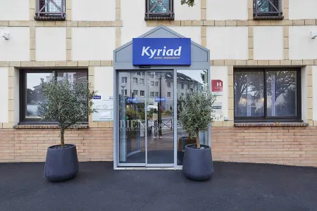 Kyriad Paris Ouest - Bezons la DÉFENSE Отели в г. Сартрувиль