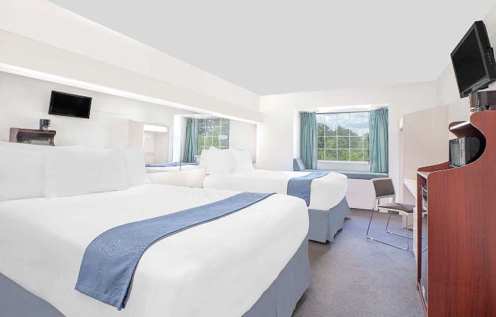 Microtel Inn & Suites by Wyndham Broken Bow