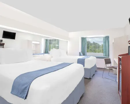 Microtel Inn & Suites by Wyndham Broken Bow Hotels in Broken Bow