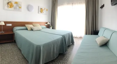 Hotel Sur Hotels in Cala Bona