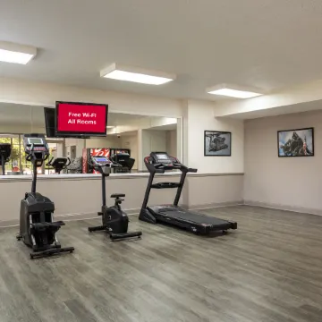 Red Roof Inn & Suites Jacksonville, NC