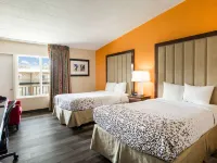 Fairmount Inn & Suites - Stroudsburg, Poconos Hotels in Smithfield Township