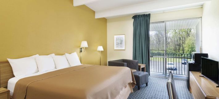 Howard Johnson by Wyndham Newburgh/West Point Отели в г. Оранж