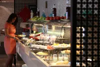 Ramada by Wyndham Abu Dhabi Downtown - breakfast