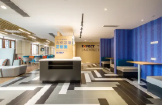 張家港保税区ホリデイ イン エクスプレスホテル 張家港のホテル