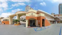 Baymont by Wyndham San Diego Downtown