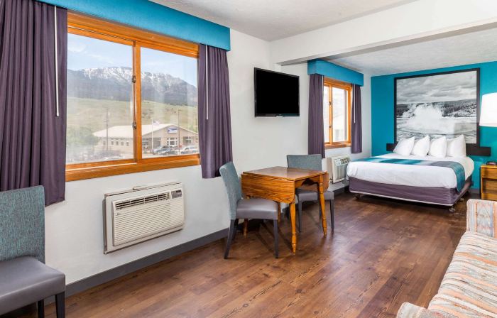 Super 8 by Wyndham Gardiner/Yellowstone Park Area