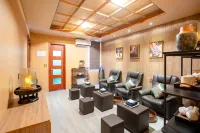 Ayala Oceanview Maldives Hotel a Gulhi