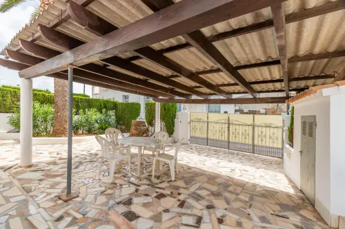 Spacious Bungalow with Airco, Private 5X10m Pool, Sandy Beach 300m, Free WiFi