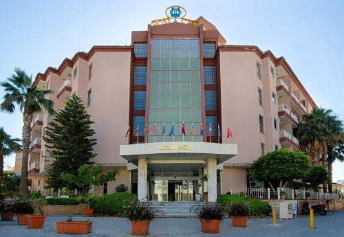 Romance Beach Hotel
