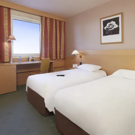 Kyriad Montbéliard Sochaux Hôtel & Spa